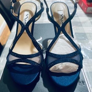 Nina Blossom-LS-NEW NAVY-brand new 5.5